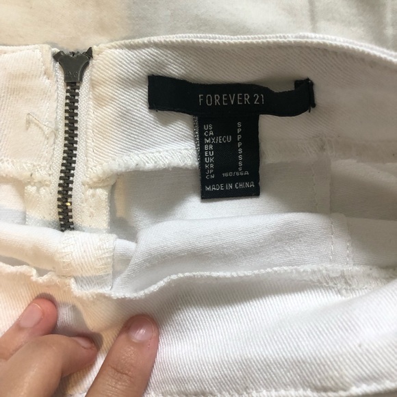 Forever 21 - Picture 2 of 2